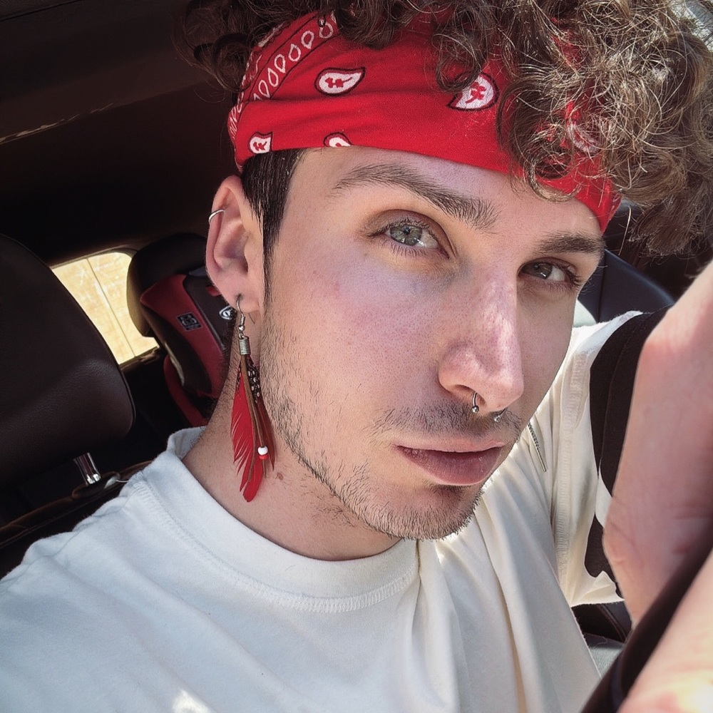 Meet your Posher, Luca